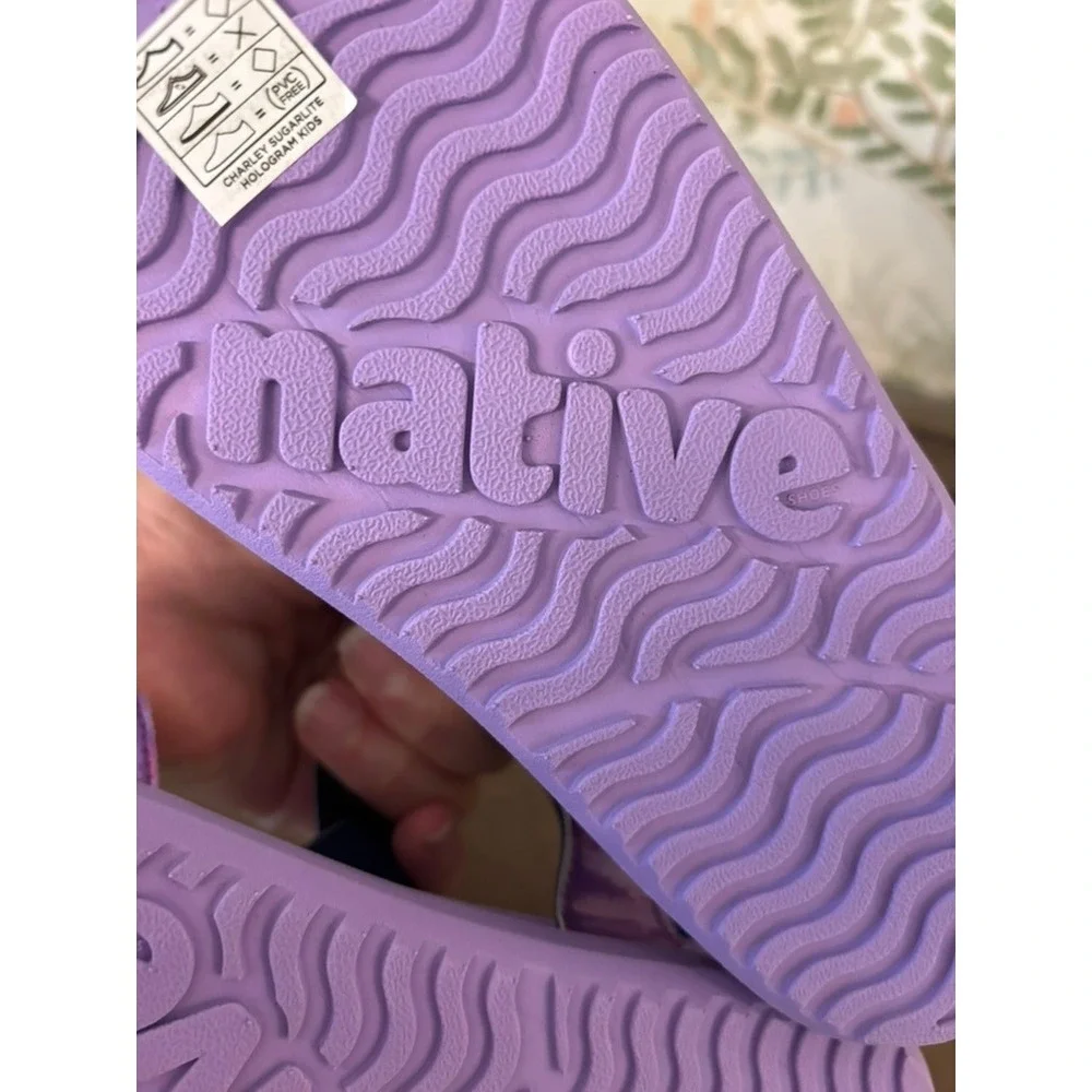 New Native Sandals Girls Sz J2 Charley Sugarlite Purple Haze Hologram Iridescent